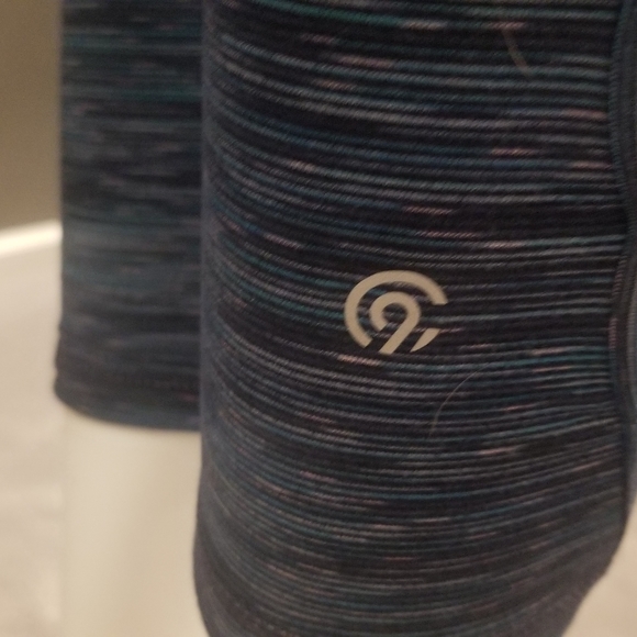 Champion C9 3/4 leggings. Size XS. - Picture 4 of 6